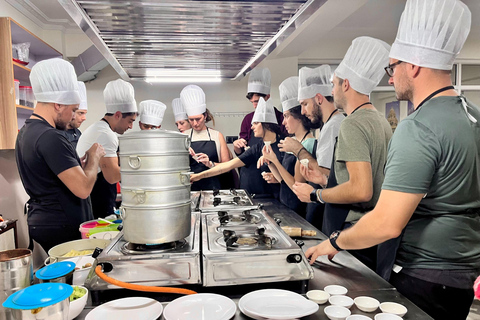 كاتماندو: رحلة إيفرست، ومواقع اليونسكو، ودورة الطبخ