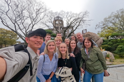 Hiroshima & Miyajima 1-Day Private Tour with Local Guide
