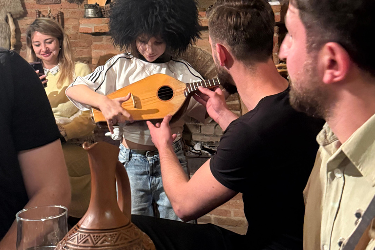 تبليسي: وليمة جورجية مع دروس في النبيذ والطبخ