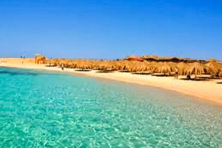 Hurghada: Orange Bay &amp; Magawish Island Speedboat med lunchGrupptur med motorbåt med snorkling och lunchlåda