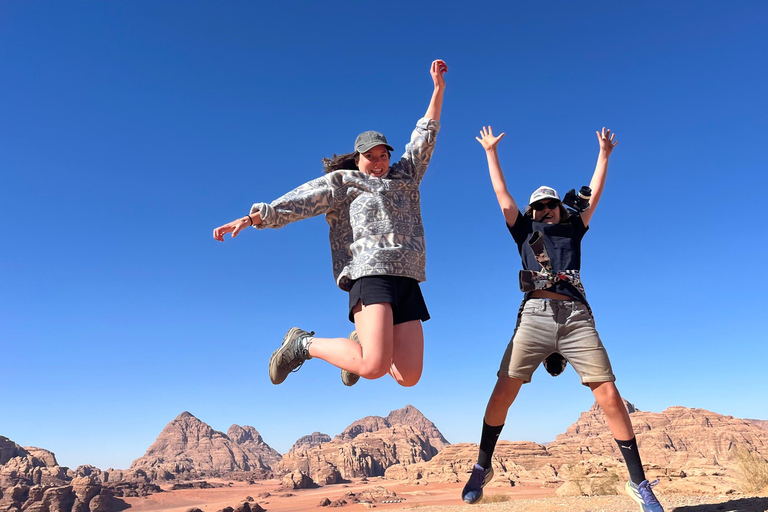 Wadi Rum: 2-Day Southern Desert Tour, Camel & Stargazing