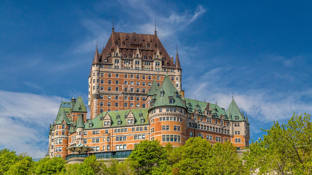 Ab Montreal: Tagestour nach Québec (Stadt), Wasserfälle & Flussfahrt