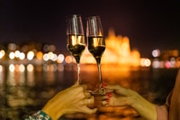 Budapest, Candlelit Dinner River Cruise with Live Music - Housity