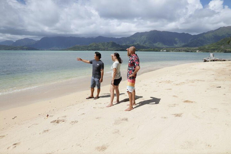 Oahu: Half Circle Island Tour with Local Guide