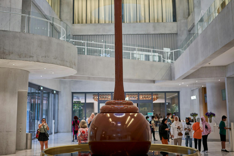 Almoço Raclette/Fondue, passeio de barco e Museu do Chocolate Lindt