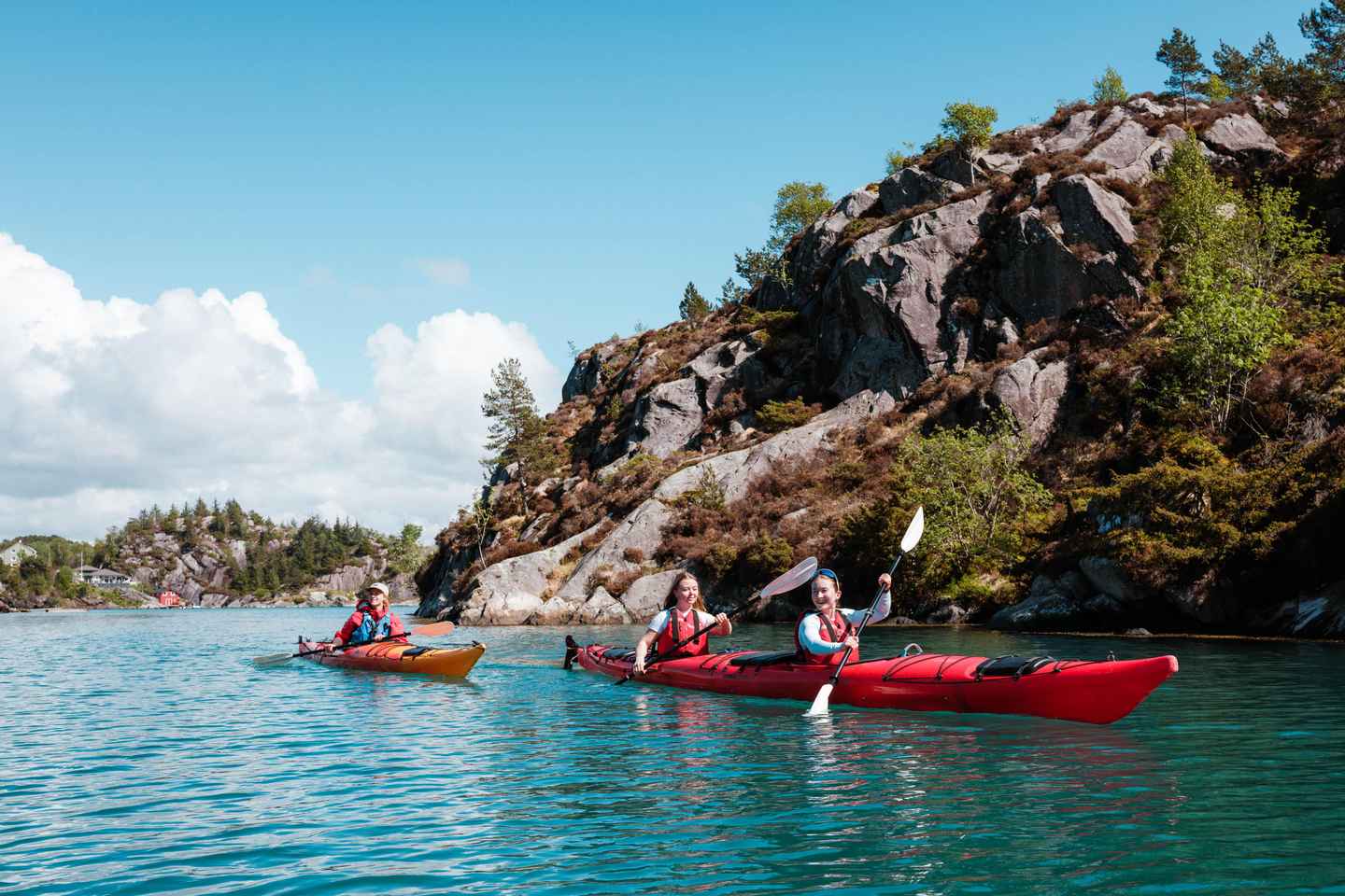 Bergen: Guided Kayaking tour islets of Bergen - Bergen: Guided Kayaking tour islets of Bergen