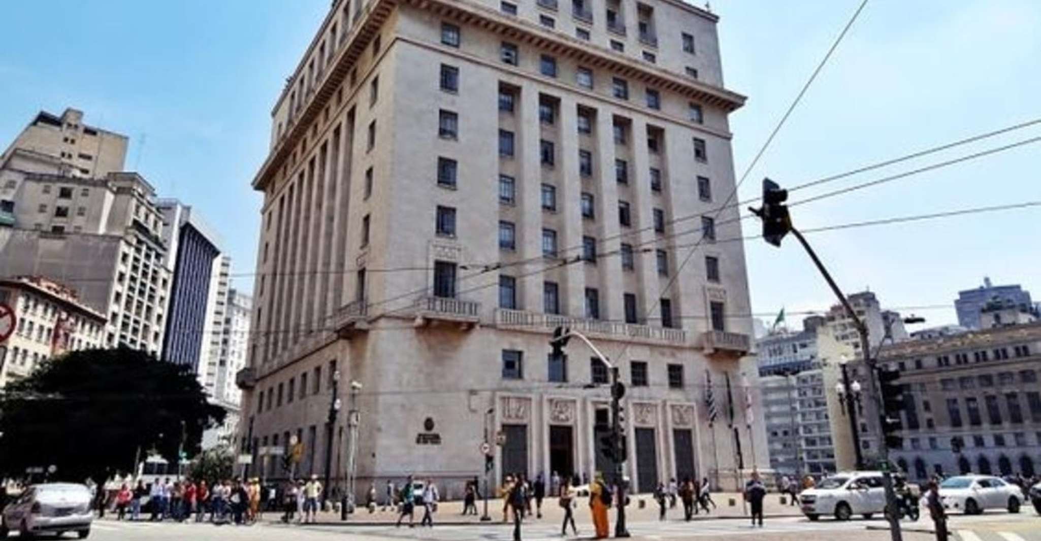 São Paulo : Highlights Walking Tour With A Guide