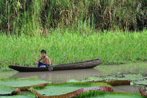 Desde Iquitos || Navega por el río Amazonas - Día completo ||