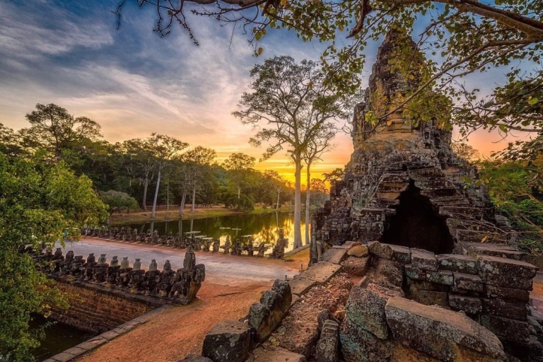 3-tägiges Angkor-Abenteuer mit Wasserfällen und schwimmendem Dorf