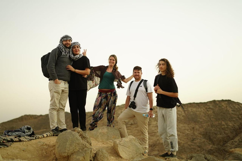 Hurghada: Desert Stargazing, Camel, Dinner & Smart Telescope Hotel pickup and drop-off from Hurghada hotels