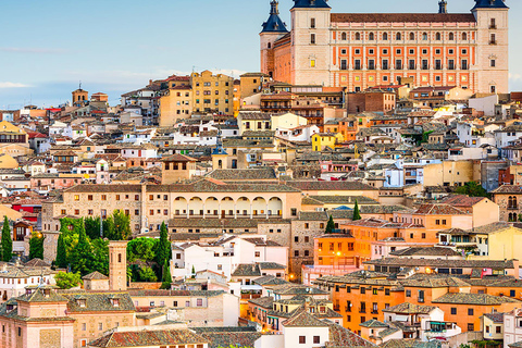 Segovia e Toledo: partenza da Madrid con visita all&#039;Alcazar