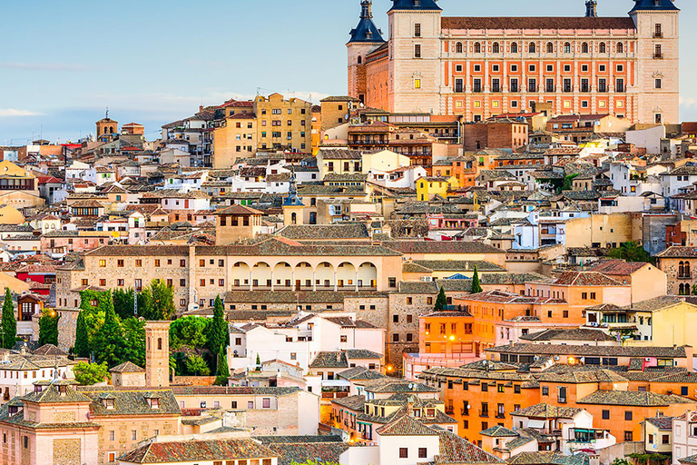 Segovia e Toledo: partenza da Madrid con visita all&#039;Alcazar