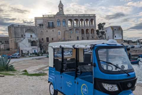 Polignano a Mare : visite cotiere en tuk-tuk electrique