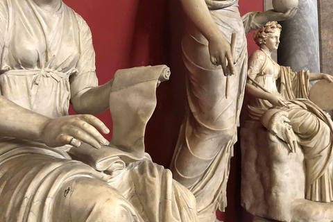 Vatican: Guided Tour in Chinese of the Vatican Museums and St. Peter's Basilica