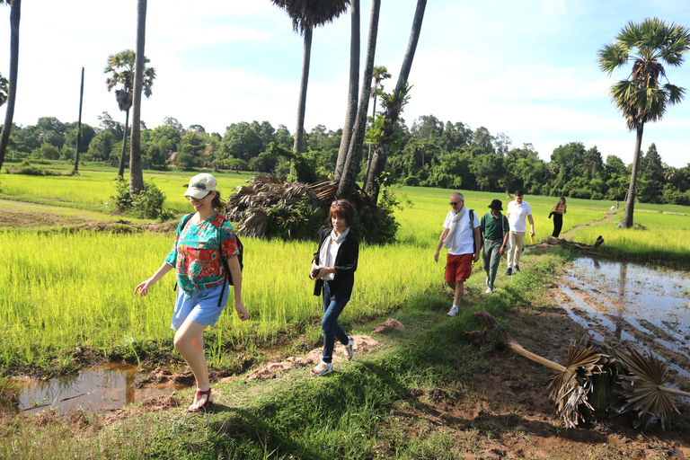 A Morning in the Cambodian countryside