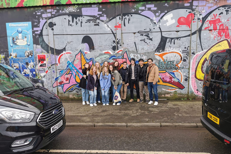 Belfast political mural taxi tour