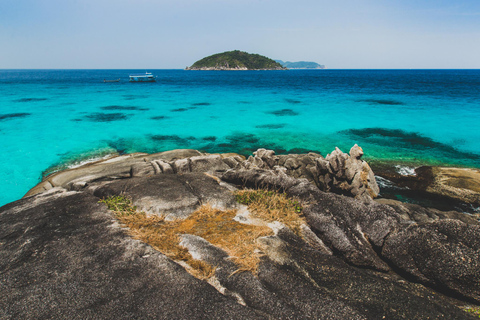 Phuket: Lazy Half-Day 3 Khai Islands Speedboat Tour
