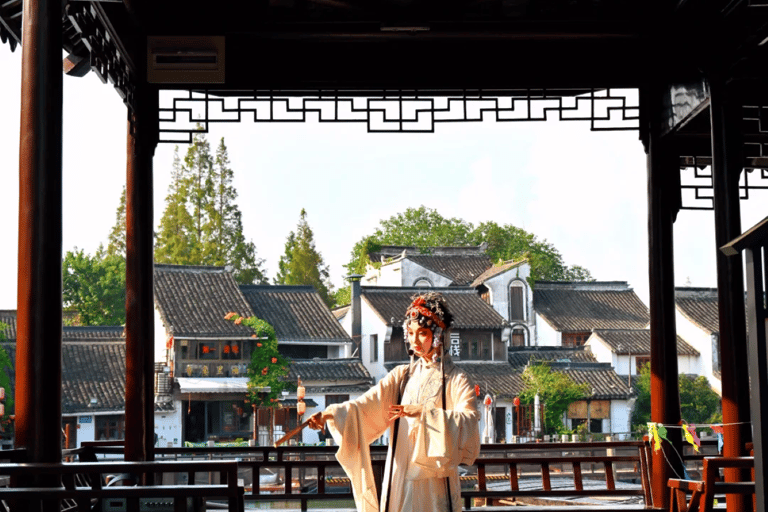 From Shanghai: Zhujiajiao Water Town Tour with Hotel Pickup