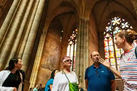 Intérieurs du château de Prague, visite en bus et croisière sur la Vltava