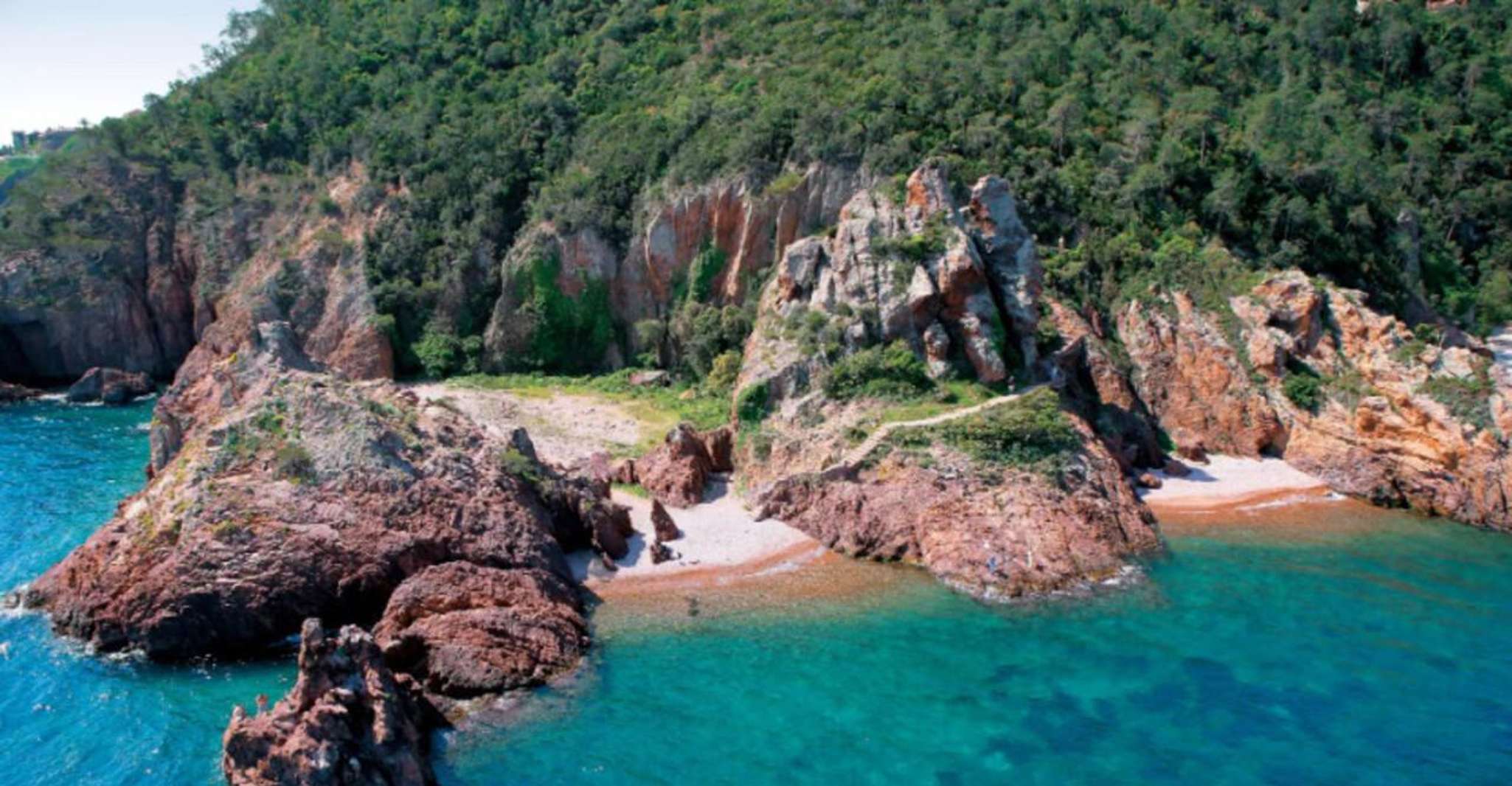 Mandelieu and the Esterel Mountain by Boat without a License - Housity