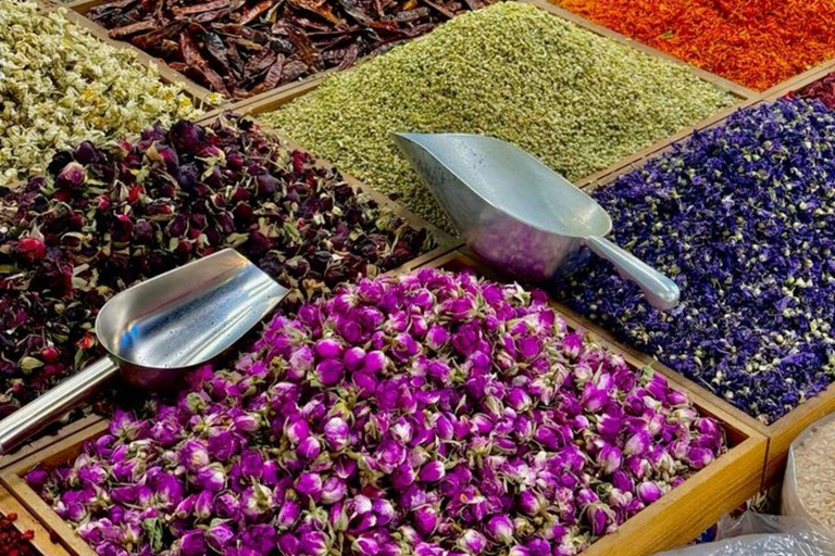 Baku Food Tour: Local Market, Tea House & Azerbaijani Feast