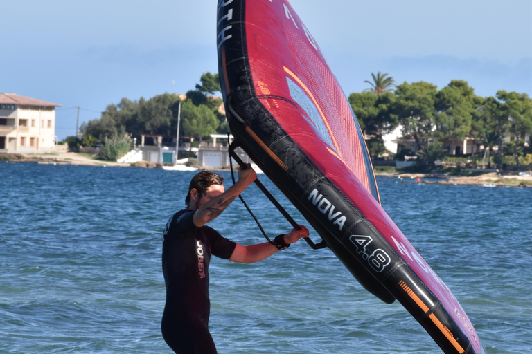 Alcudia: Wing Foil Experience with Equipment Alcudia: Wing Foil Experience with Equipment - Semi Private