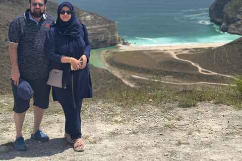 Salalah: West Coast Tour with Beaches and Cliffs