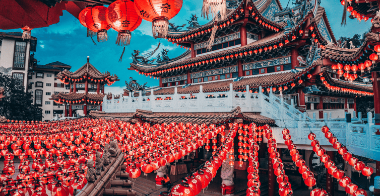 Kuala Lumpur: Batu Caves, Thean Hou Temple & National Mosque