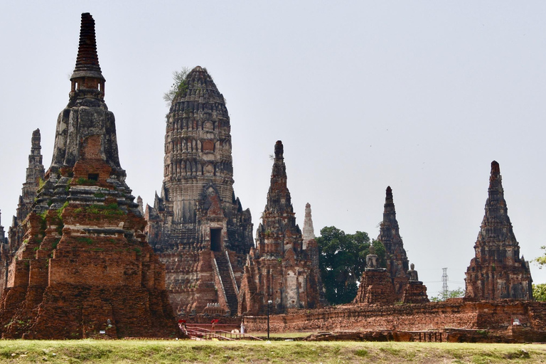 De Bangkok: Excursão guiada em grupo aos templos de Ayutthaya