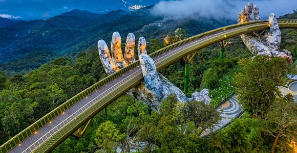 From Da Nang or Hoi An: Ba Na Hills Golden Bridge Tour