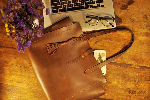 Hoi An: Experience Handmade Leather Making in Oldtown Experience Express Leather class in 2 hours