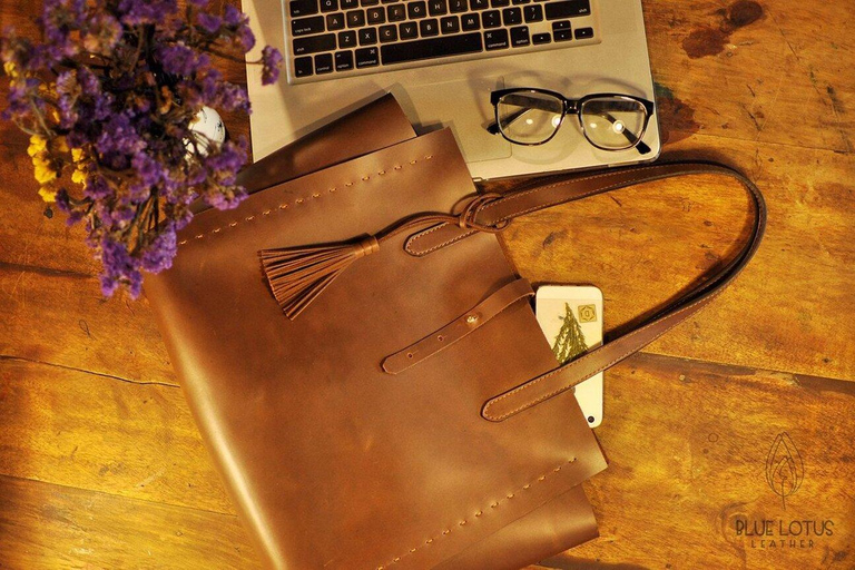 Hoi An: Experience Handmade Leather Making in Oldtown Experience Express Leather class in 2 hours