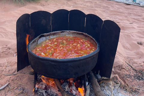 Wadi Rum: Hidden Valleys Tour with Bedouin Lunch