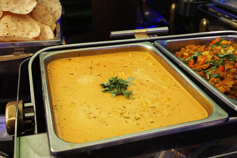 Bangkok: Chao Phraya Princess - Indian Dinner Cruise