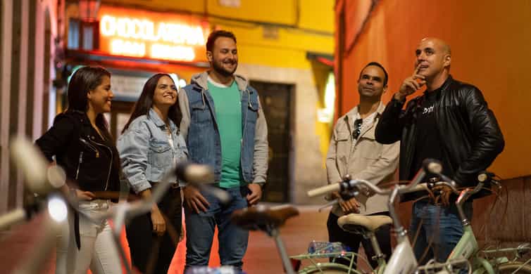 Madrid at Night: Vintage Bike Tour of City Highlights photo 3