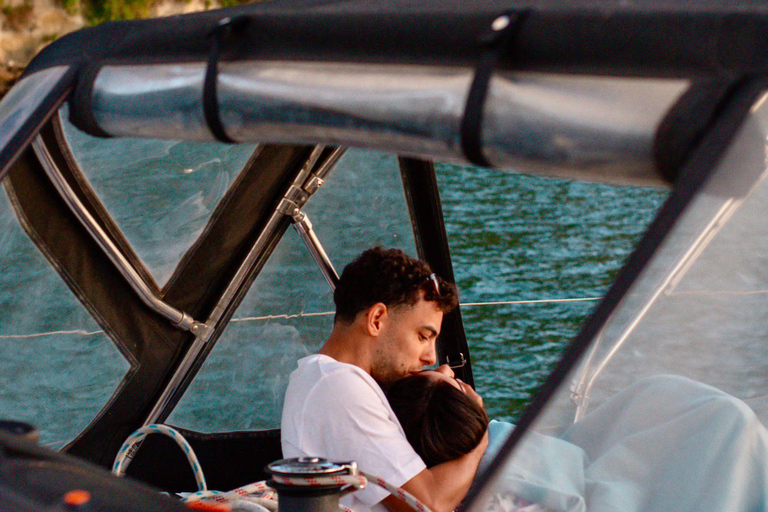 Lisbon 2 Hours Sailing Day Tour and Cruise With Drinks Lisbon: 2H Sailing Day and Cruise Tour