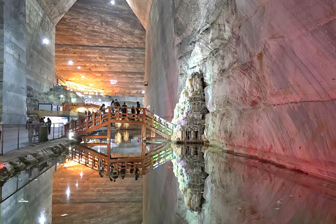 Bucharest: Salt Mine & Dracula's Tomb Day Trip