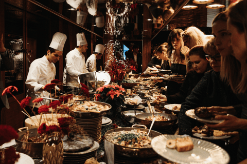 Budapest Festive Dinner Cruise: River Diva Exclusive