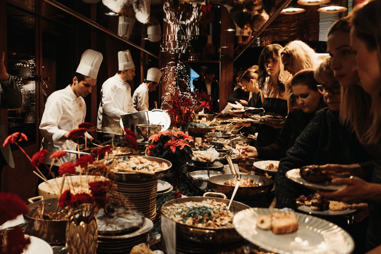 Festliche Dinner-Kreuzfahrt in Budapest: River Diva Exklusiv