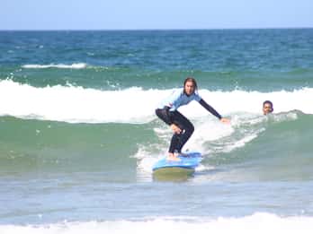 Surfing w Caparica z transferem z Lizbony