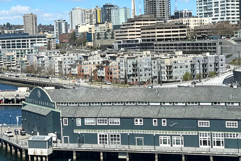 Seattle: Waterfront Gold Rush History Tour with Great Wheel
