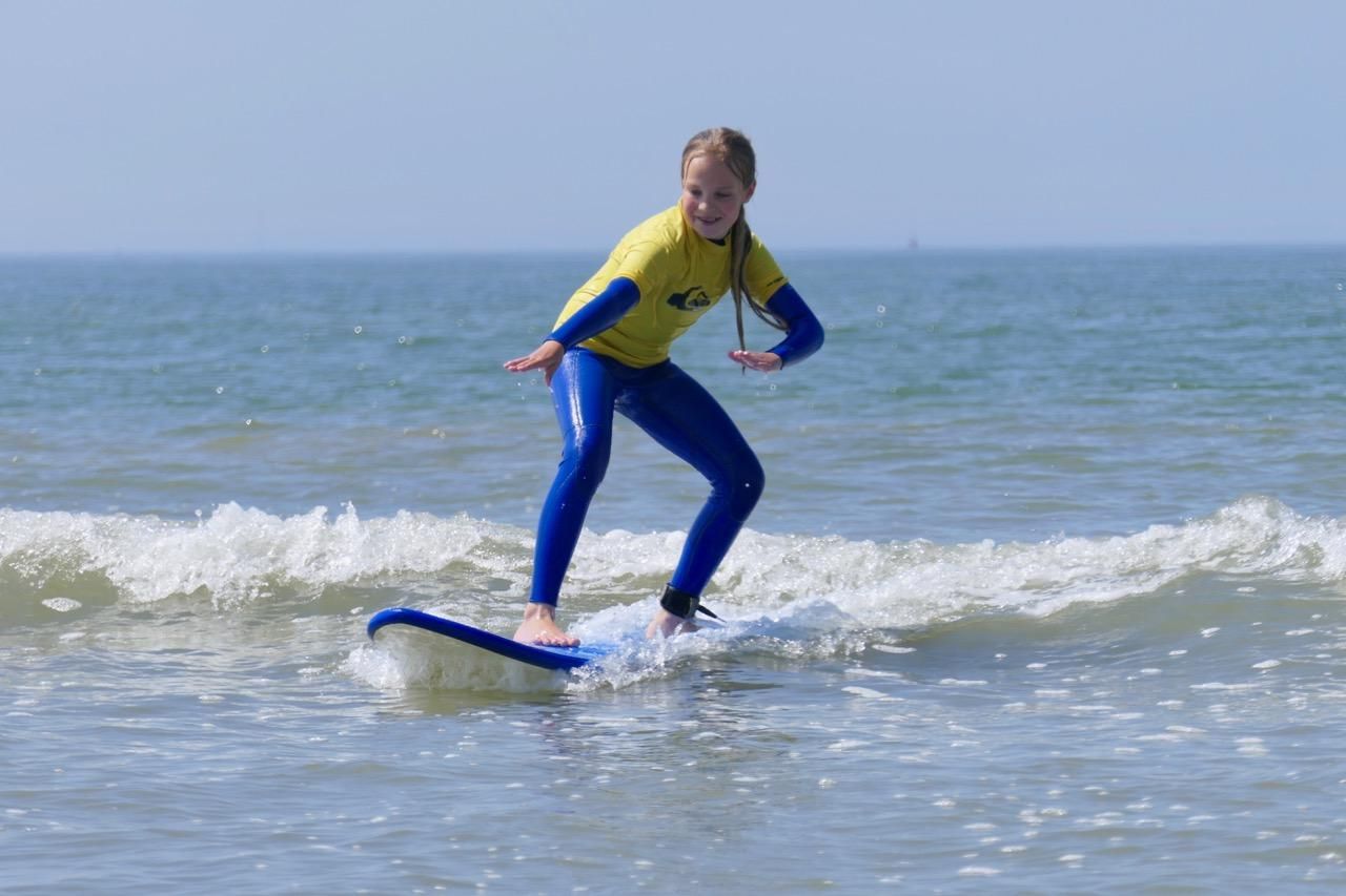 Domburg: Surfunterricht mit Kursleiter und Ausrüstung