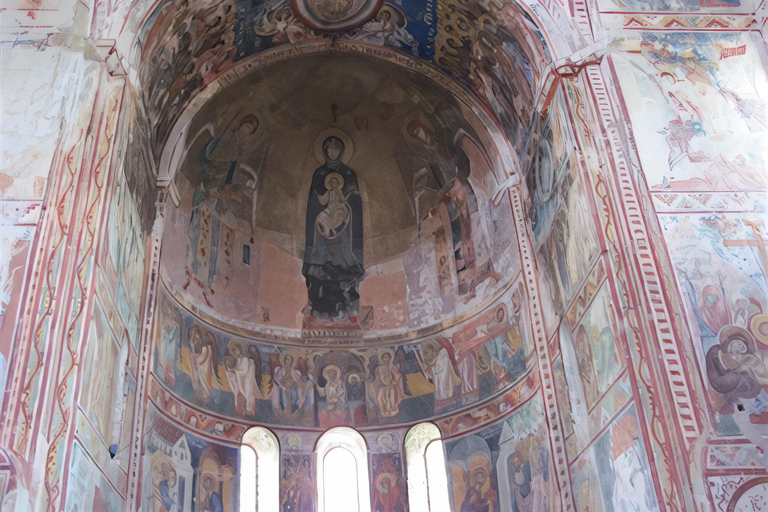 Kutaisi: 8-Day Private Group Tour with Accommodation