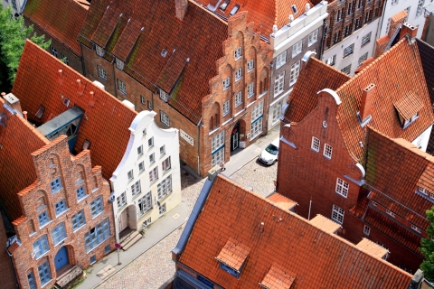 Privé gezinsvriendelijke wandeltocht door het historische Lübeck3 uur: oude binnenstad, Sint-Pieterskerk en Holstentor