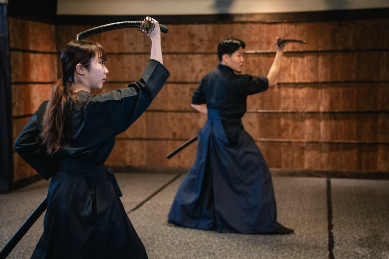 Samurai Ninja Museum Shinjuku: Samurai Sword Lesson & Tour