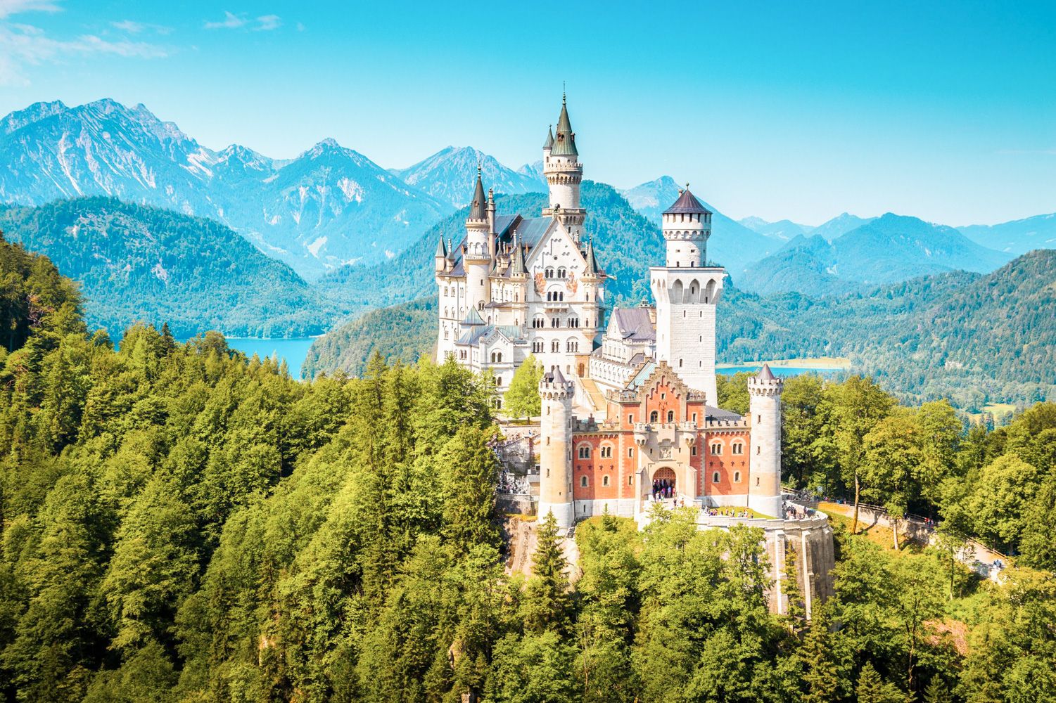 Von München: Premium-Tour zum Schloss Neuschwanstein und Linderhof