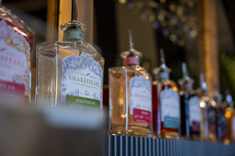 Degustazione di gin per due persone da Judith&#039;s, Distilleria Shakespeare