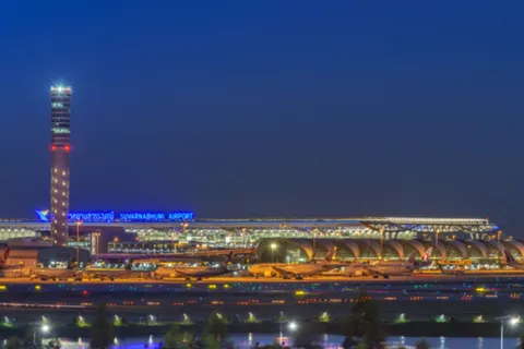Traslado privado desde Bangkok y el aeropuerto de Suvarnabhumi (BKK)