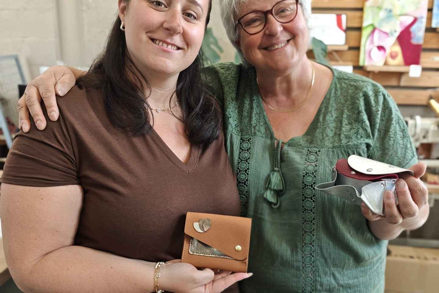 Serris - Val D'Europe: DIY Leather Goods Workshop - Leather Notebook Workshop