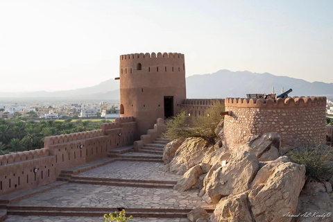 From Muscat: Rustaq Trenches, Nakal Fort & Hujrat AlShaikh
